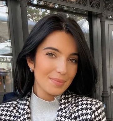 Photos de la cliente fille cheveux bruns